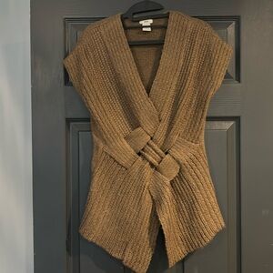 Brown cap sleeve sweater